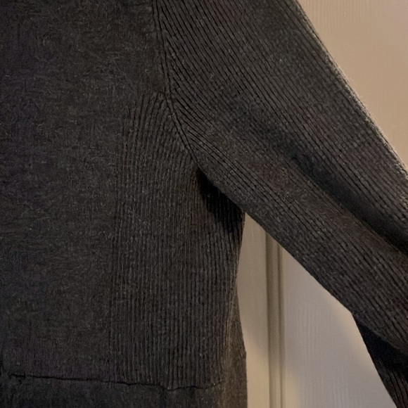 White House black market dark gray cardigan with shawl collar & pockets, size L - Picture 3 of 4